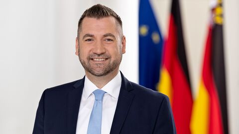 Staatssekretär, Chef der Staatskanzlei Rheinland-Pfalz