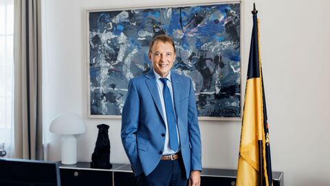 Staatsminister Krauss im Dienstzimmer